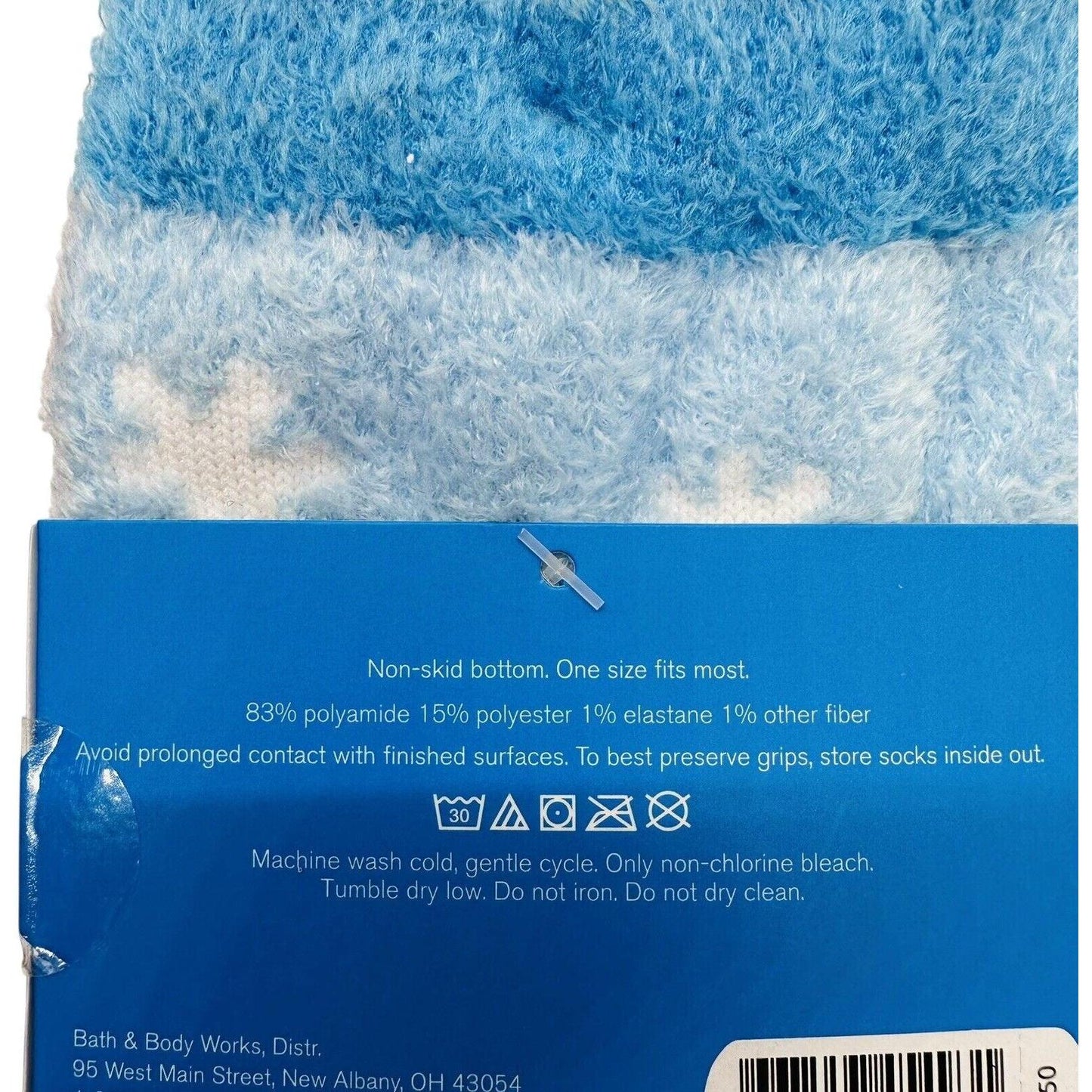Bath & Body Works Warm Wishes! From Chilly Snowman Shea-Infused Lounge Socks